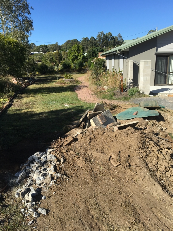 Cashmere Arbor, Paving & Turf (2017) WGC Landscaping